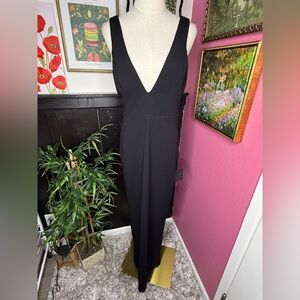NWT Lulus Black Deep V-Neck Sleeveless Maxi Dress Sz M